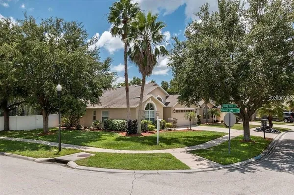 $2,600 | 7139 Colony Pointe Drive, Riverview, FL 33578
