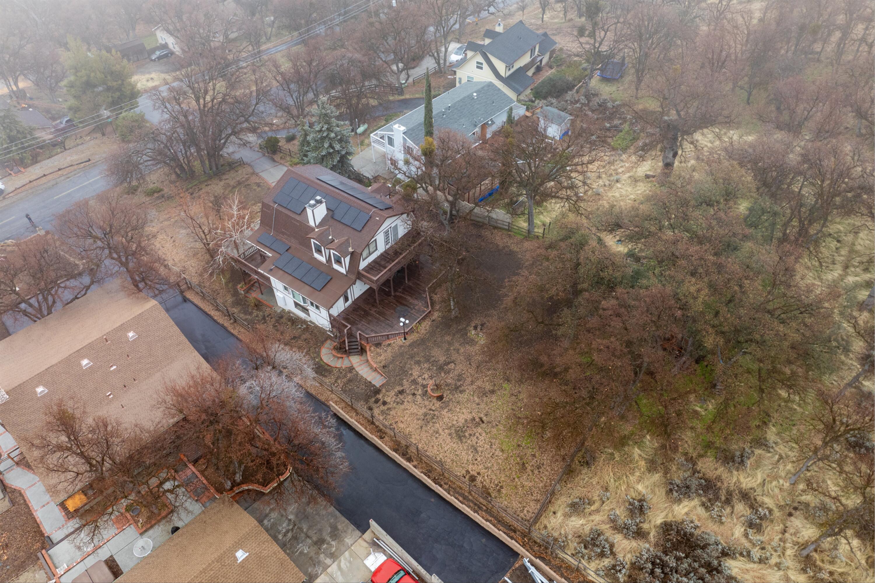 18249 Alps Drive Tehachapi, CA 93561 - Photo 18 of 32 a view of a backyard