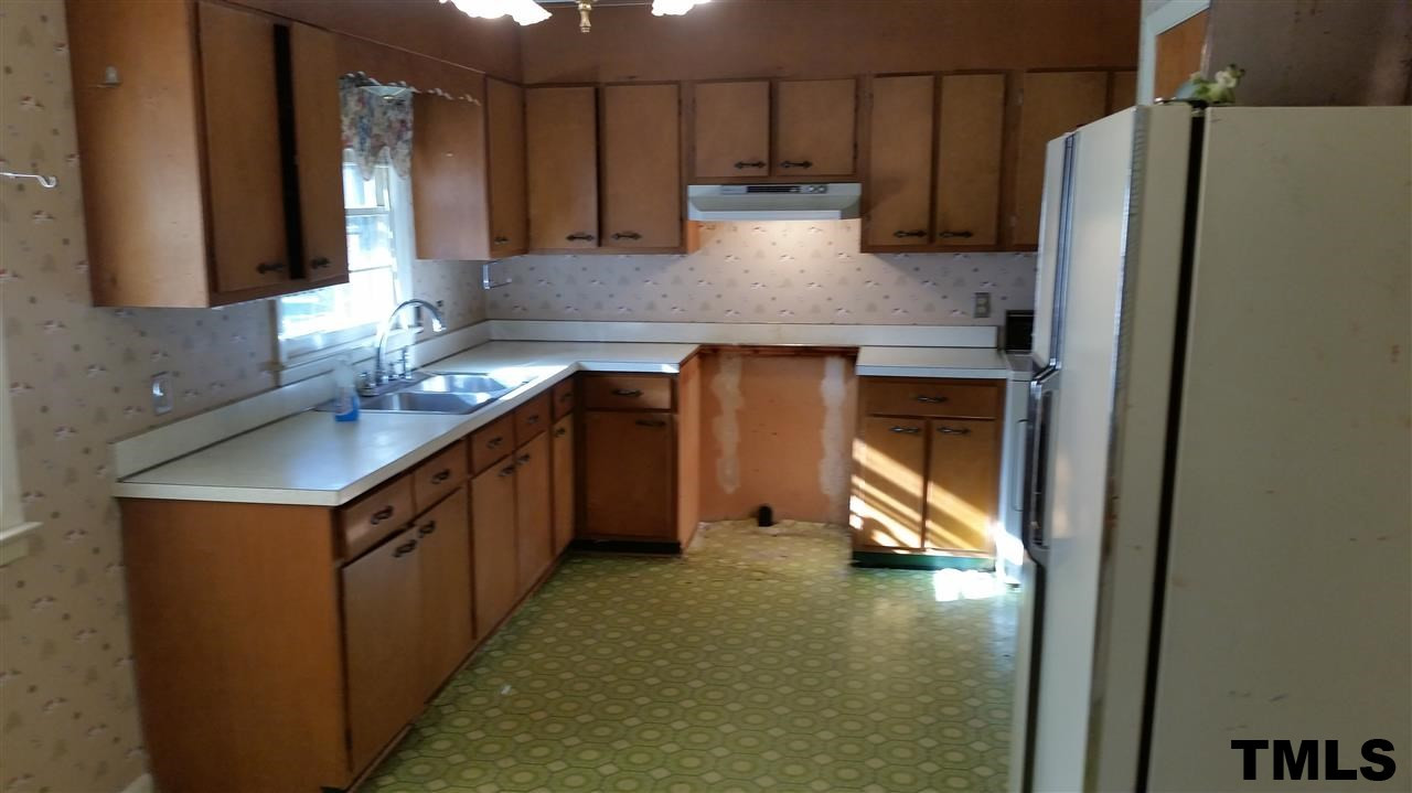 6408 Diamond Drive Raleigh, NC 27610 - Photo 3 of 11 kitchen