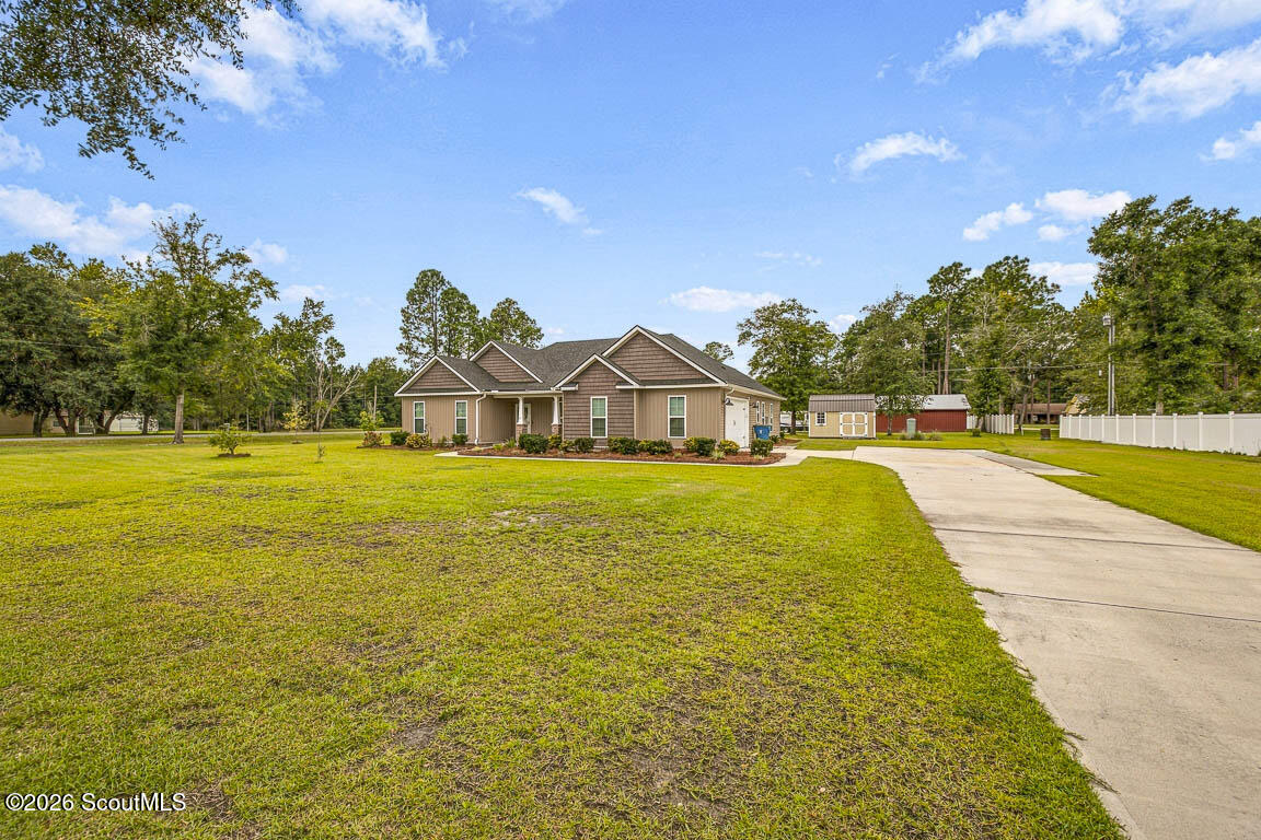 157 Common Way Jesup, GA 31545 - Photo 2 of 42 157common-1