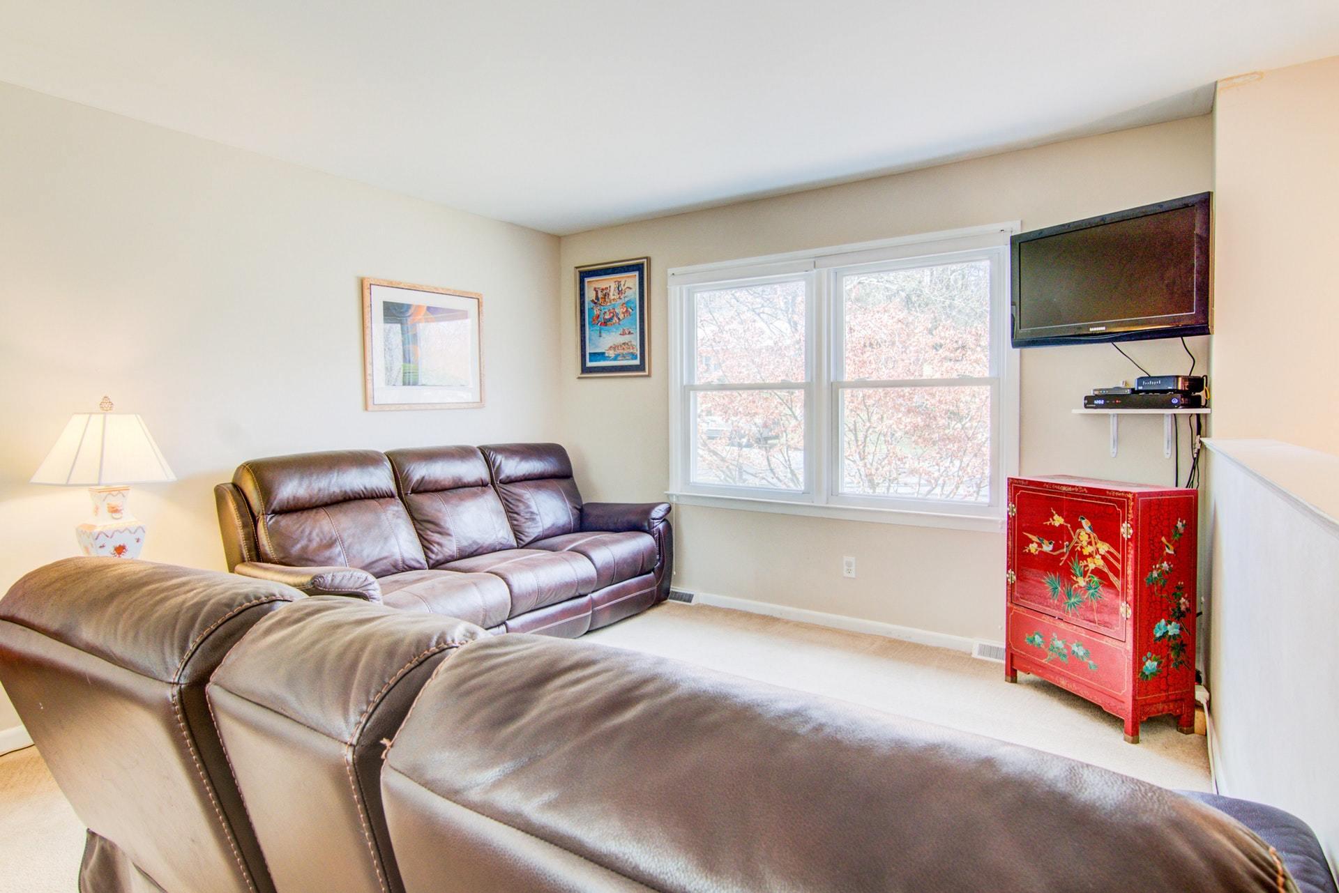 3828 Meadowlark Road Roanoke, VA 24018 - Photo 3 of 25 003-262191-3828 Meadowlark Road 2_60287