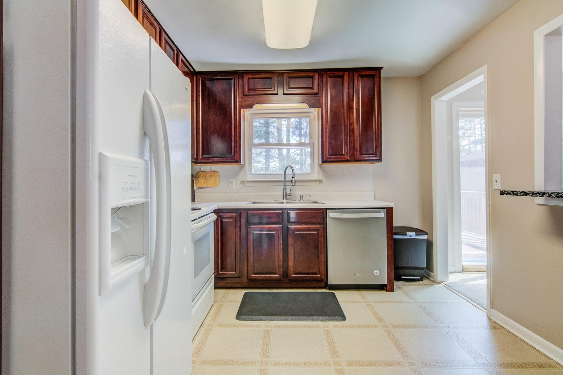 3828 Meadowlark Road Roanoke, VA 24018 - Photo 8 of 25 008-262191-3828 Meadowlark Road 7_60287