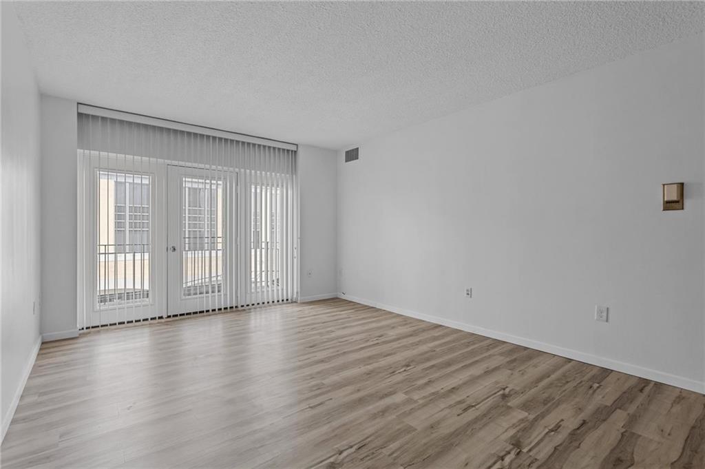 520 Washington Road, Unit 402 Pittsburgh, PA 15228 - Photo 7 of 13 Gallery Image 7