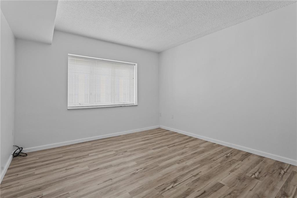 520 Washington Road, Unit 402 Pittsburgh, PA 15228 - Photo 8 of 13 Gallery Image 8