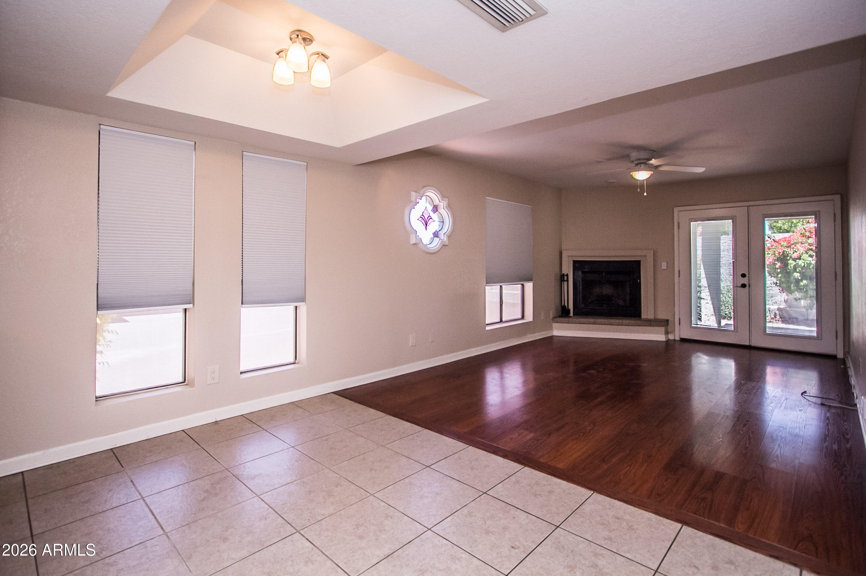 7755 East Thomas Road, Unit 18 Scottsdale, AZ 85251 - Photo 4 of 26 Dining room