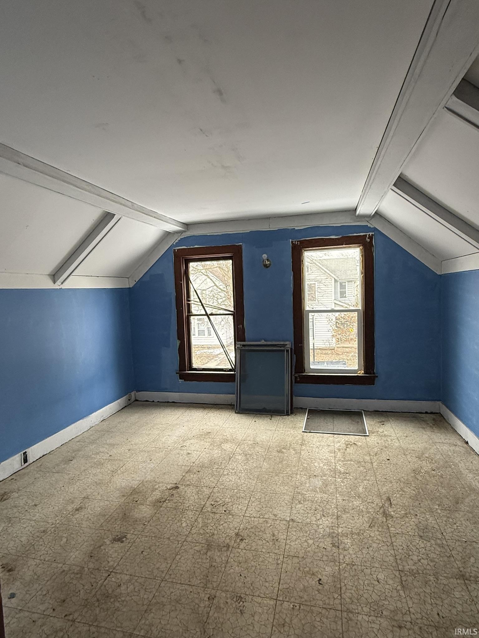 1317 Stophlet Street Fort Wayne, IN 46802 - Photo 11 of 20