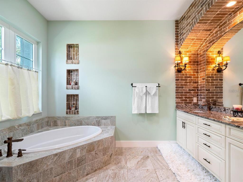 16131 Daysailor Trail Lakewood Ranch, FL 34202 - Photo 14 of 34