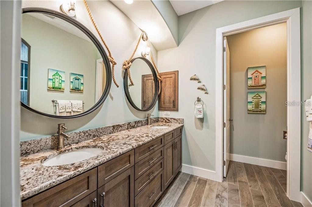 16131 Daysailor Trail Lakewood Ranch, FL 34202 - Photo 17 of 34