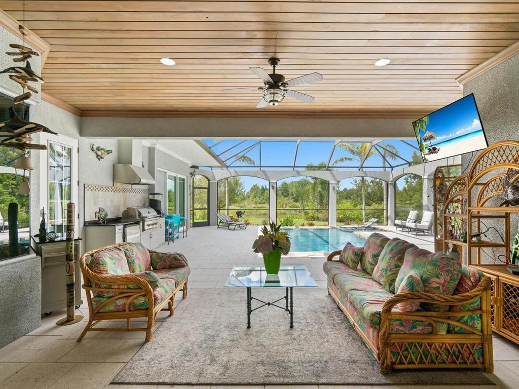 16131 Daysailor Trail Lakewood Ranch, FL 34202 - Photo 8 of 34