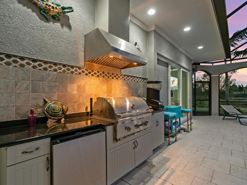 16131 Daysailor Trail Lakewood Ranch, FL 34202 - Photo 10 of 34