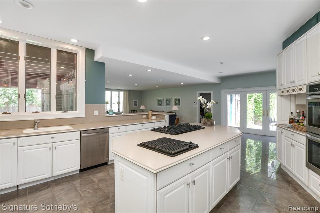 110 Cloverly Road Grosse Pointe Farms, MI 48236 - Photo 21 of 58