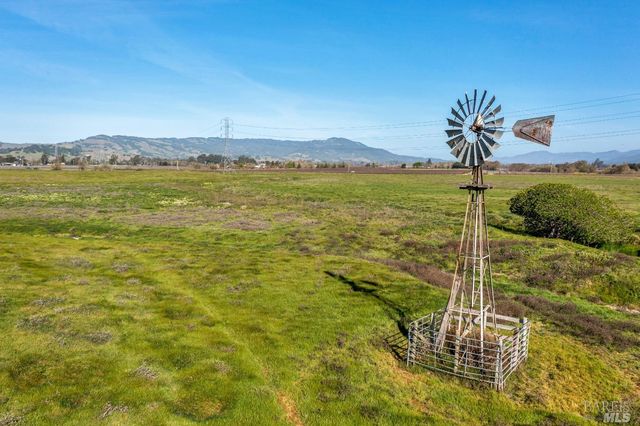 $3,900,000 | 22100 Arnold Drive, Sonoma, CA 95476