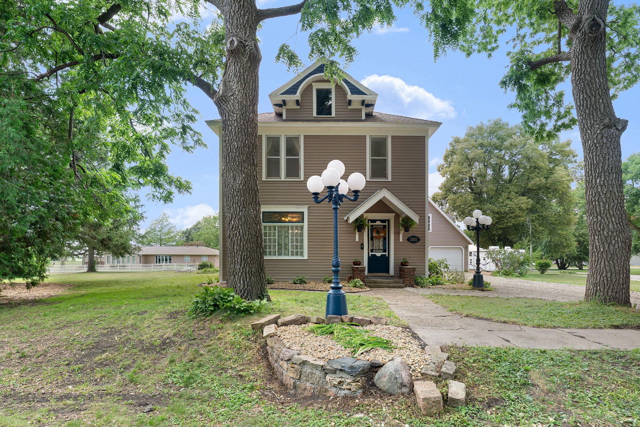 202 Main Street Hayward, MN 56043 - Photo 3 of 62