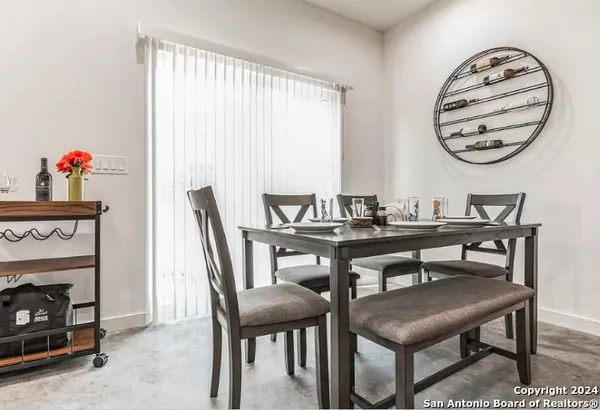 $1,950 | 939 Piedmont Avenue, San Antonio, TX 78210