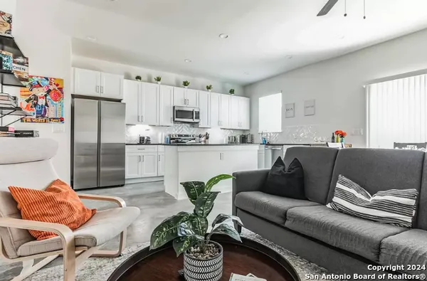 $1,950 | 939 Piedmont Avenue, San Antonio, TX 78210