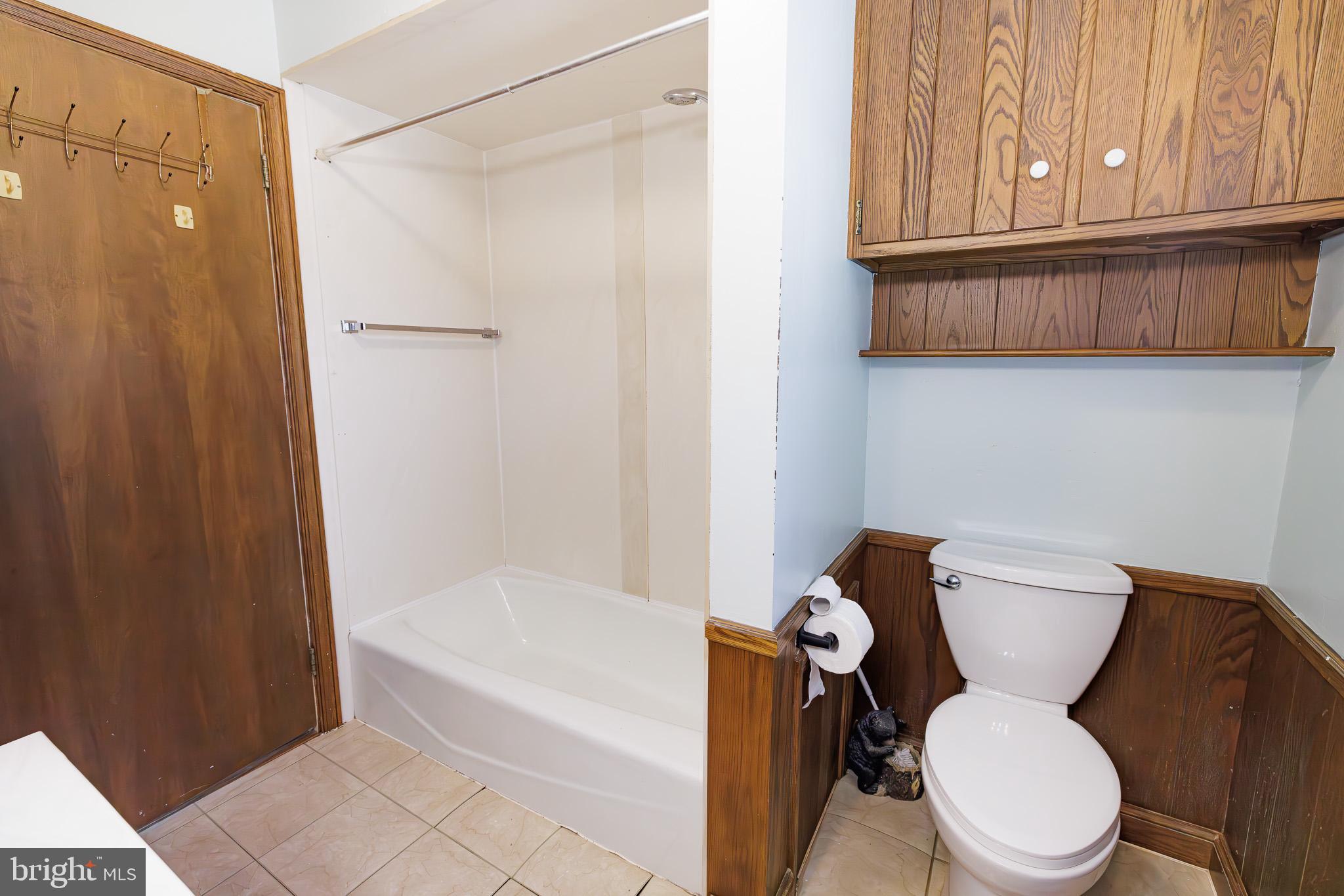 203 Hemlock Road Ephrata, PA 17522 - Photo 19 of 35 Gallery Image 19