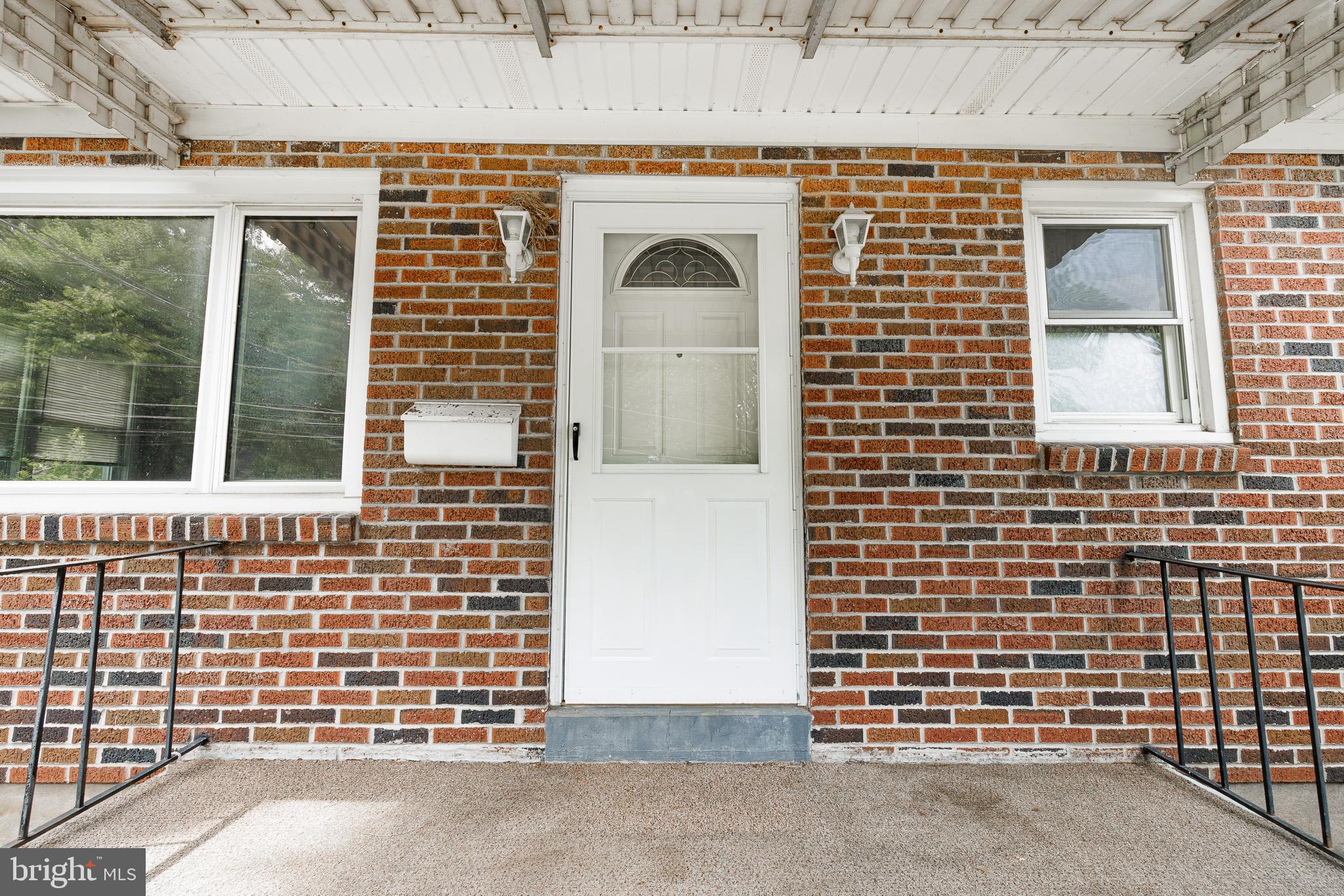 203 Hemlock Road Ephrata, PA 17522 - Photo 3 of 35 Gallery Image 3