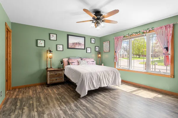 $447,500 | 414 Holly Street, Owatonna, MN 55060