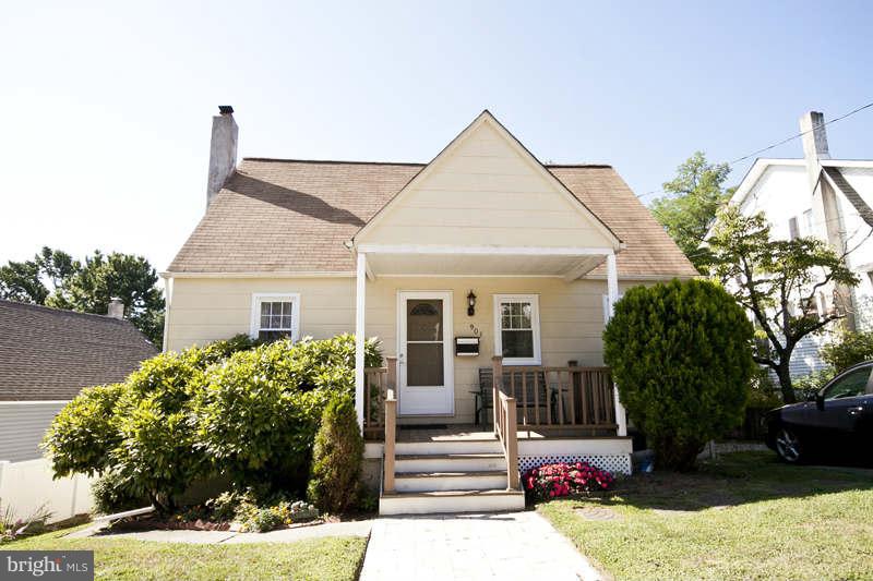 903 Overbrook Road Baltimore, MD 21239 - Photo 1 of 27 903 Overbrook