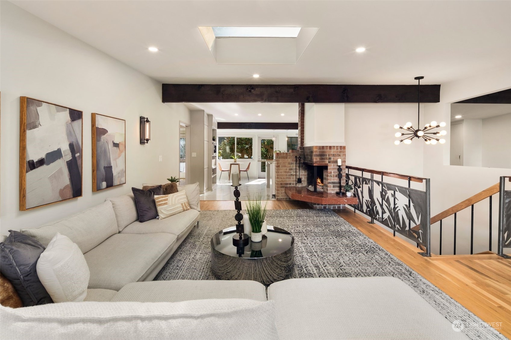 3757 West Commodore Way Seattle, WA 98199 - Photo 29 of 38 Gallery Image 29