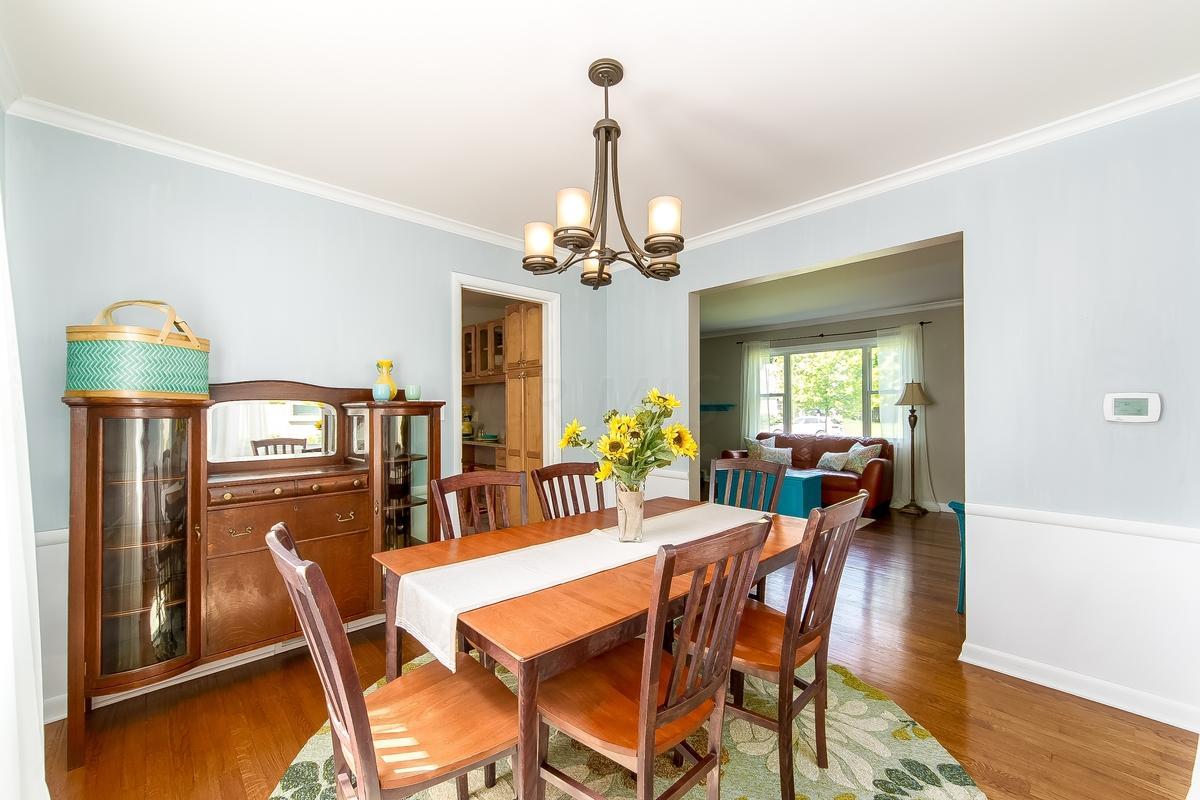 2606 Brandon Road Columbus, OH 43221 - Photo 8 of 34
