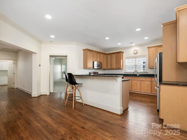 $3,800 | 2416 Chesterfield Avenue, Charlotte, NC 28205