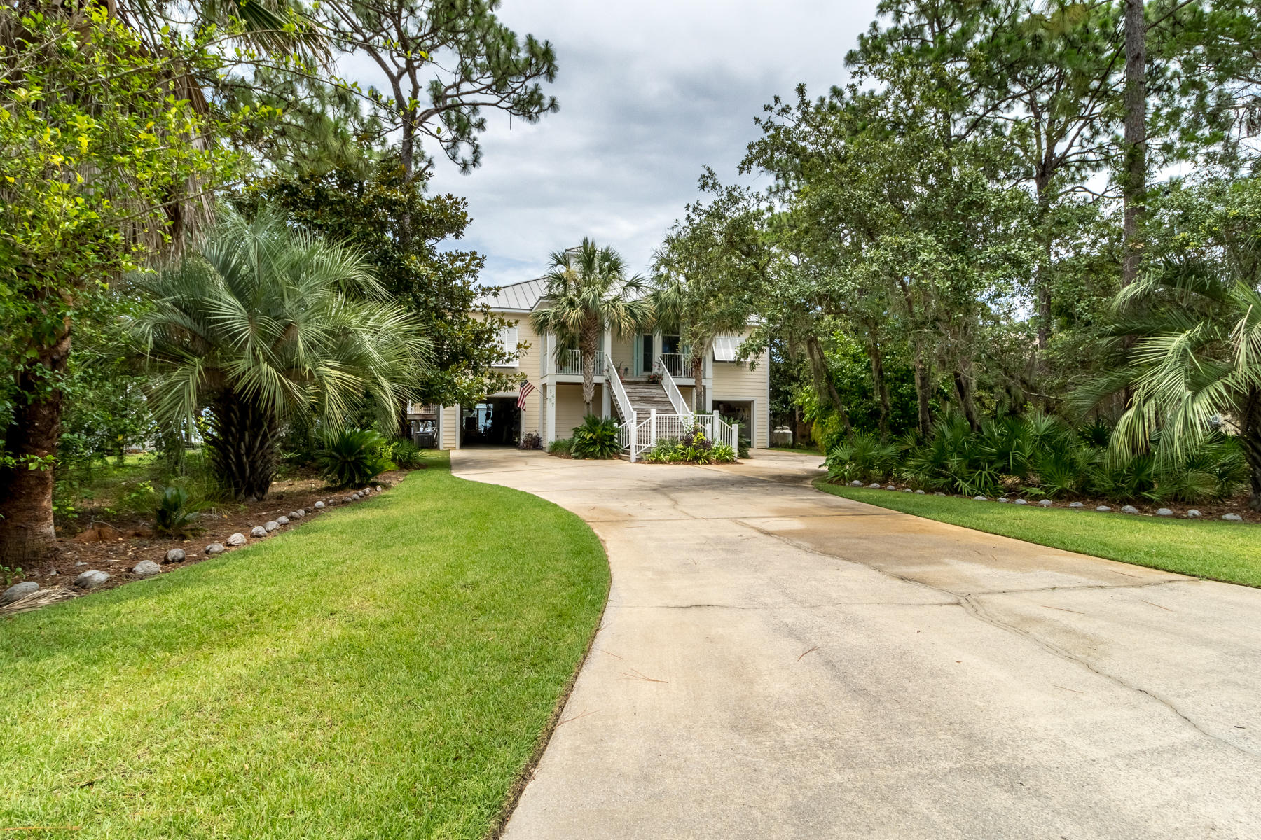 1457 East Nursery Road Santa Rosa Beach, FL 32459 - Photo 8 of 68 Front Driveway