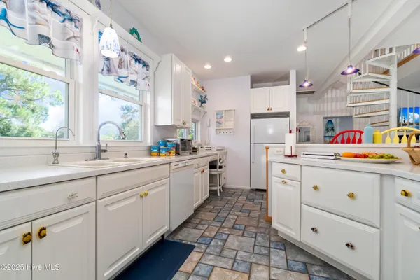 $559,000 | 505 Ragan Road, Oriental, NC 28571