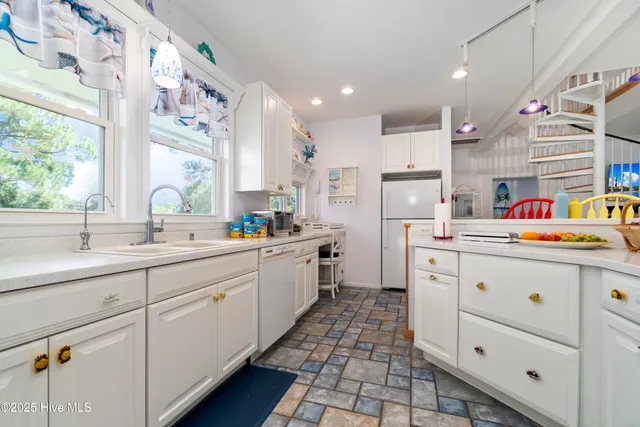 $559,000 | 505 Ragan Road, Oriental, NC 28571