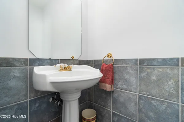 $559,000 | 505 Ragan Road, Oriental, NC 28571