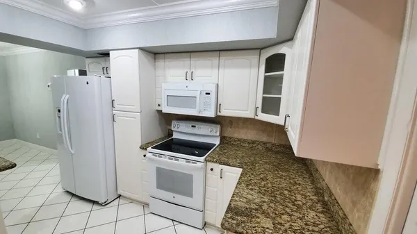 $1,100,000 | 4195 Maurice Drive, Delray Beach, FL 33445