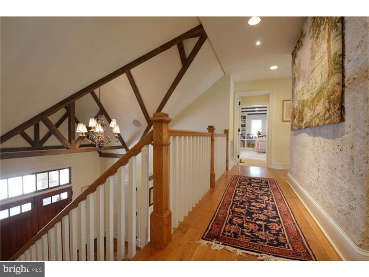735 Darby Paoli Road Villanova, PA 19085 - Photo 16 of 25 Hallway