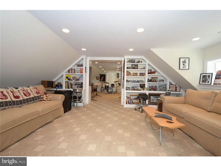 735 Darby Paoli Road Villanova, PA 19085 - Photo 24 of 25 In-law Suite