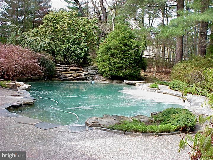 735 Darby Paoli Road Villanova, PA 19085 - Photo 25 of 25 Pool