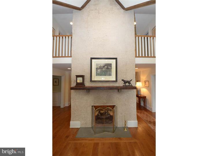 735 Darby Paoli Road Villanova, PA 19085 - Photo 7 of 25 Foyer
