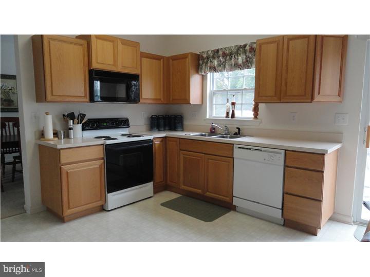 136 Milbury Road Coatesville, PA 19320 - Photo 4 of 16 Kitchen