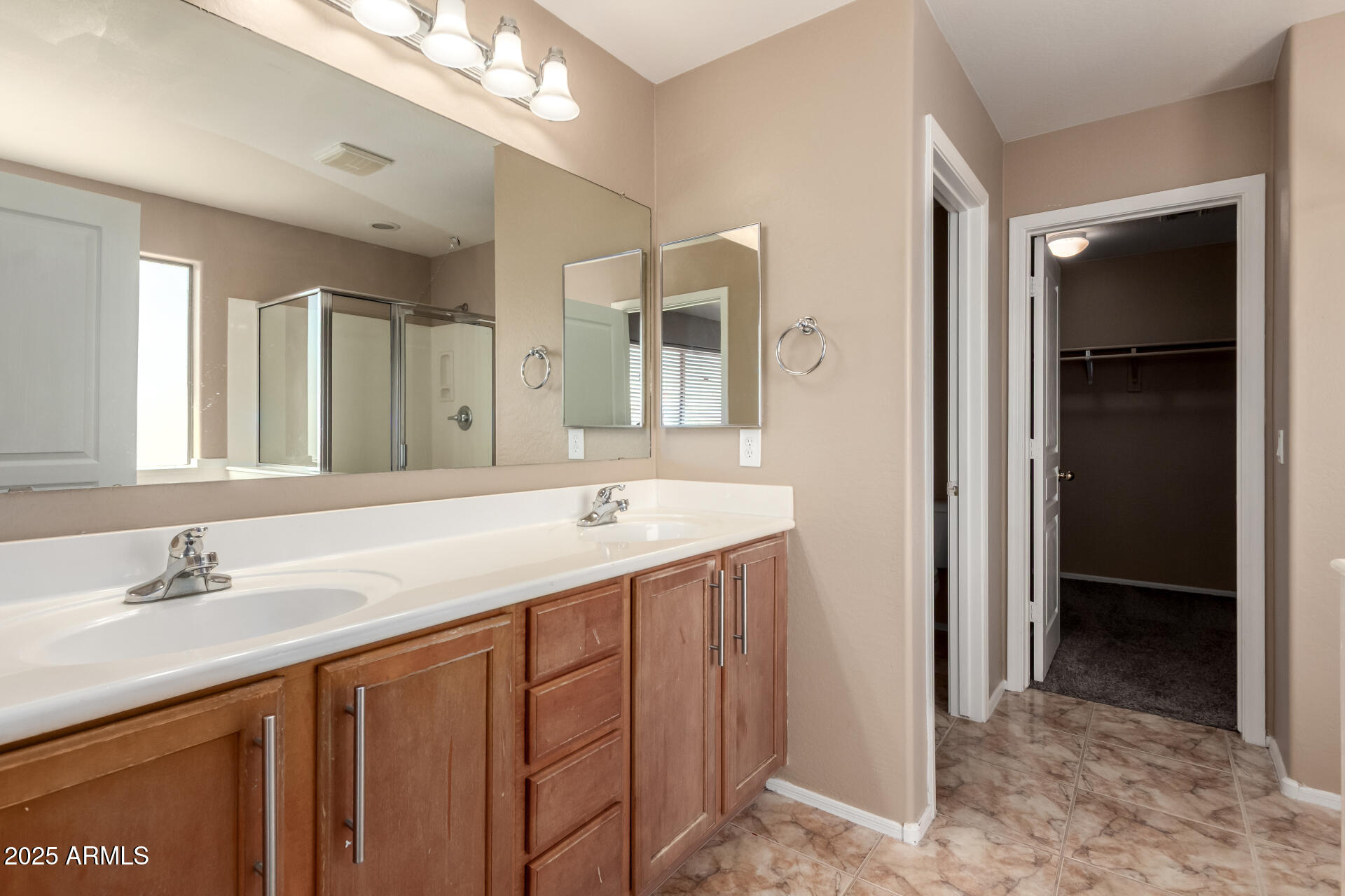 4347 West Darrel Road Laveen, AZ 85339 - Photo 15 of 25 Primary Bathroom