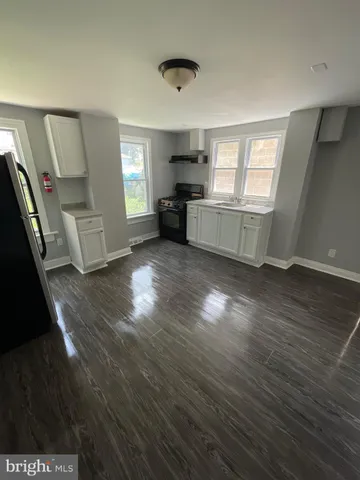 $1,600 | 530 Lamberton Street, Unit B, Trenton, NJ 08611