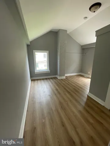 $1,600 | 530 Lamberton Street, Unit B, Trenton, NJ 08611