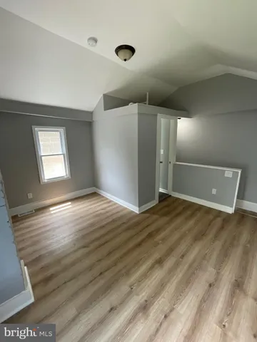 $1,600 | 530 Lamberton Street, Unit B, Trenton, NJ 08611