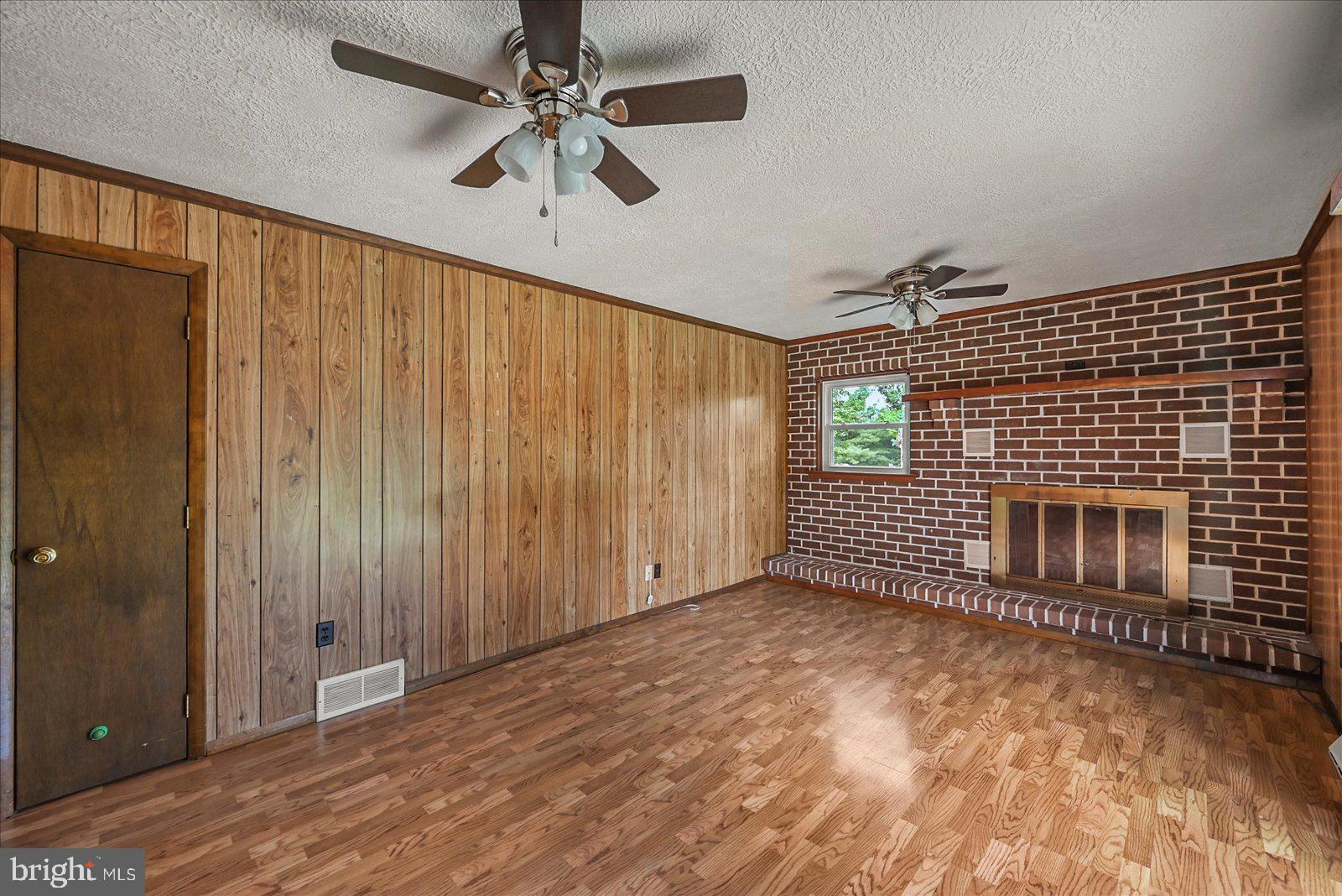 5581 Pinchtown Road Dover, PA 17315 - Photo 19 of 46 Gallery Image 19