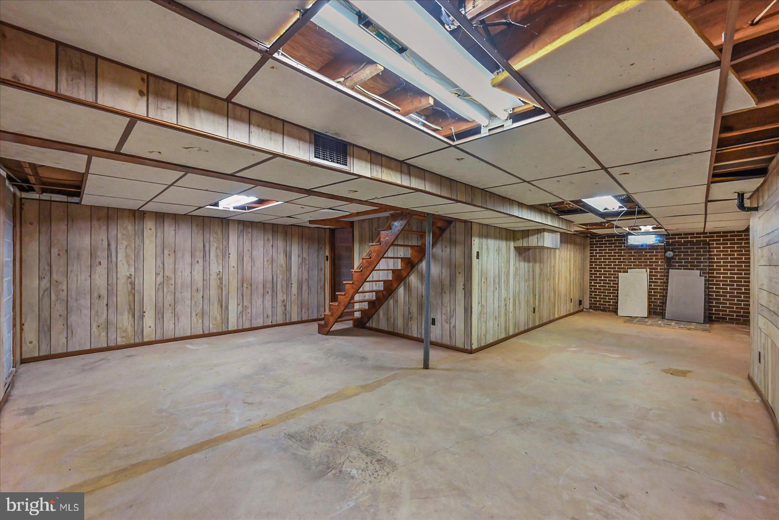 5581 Pinchtown Road Dover, PA 17315 - Photo 31 of 46 Gallery Image 31