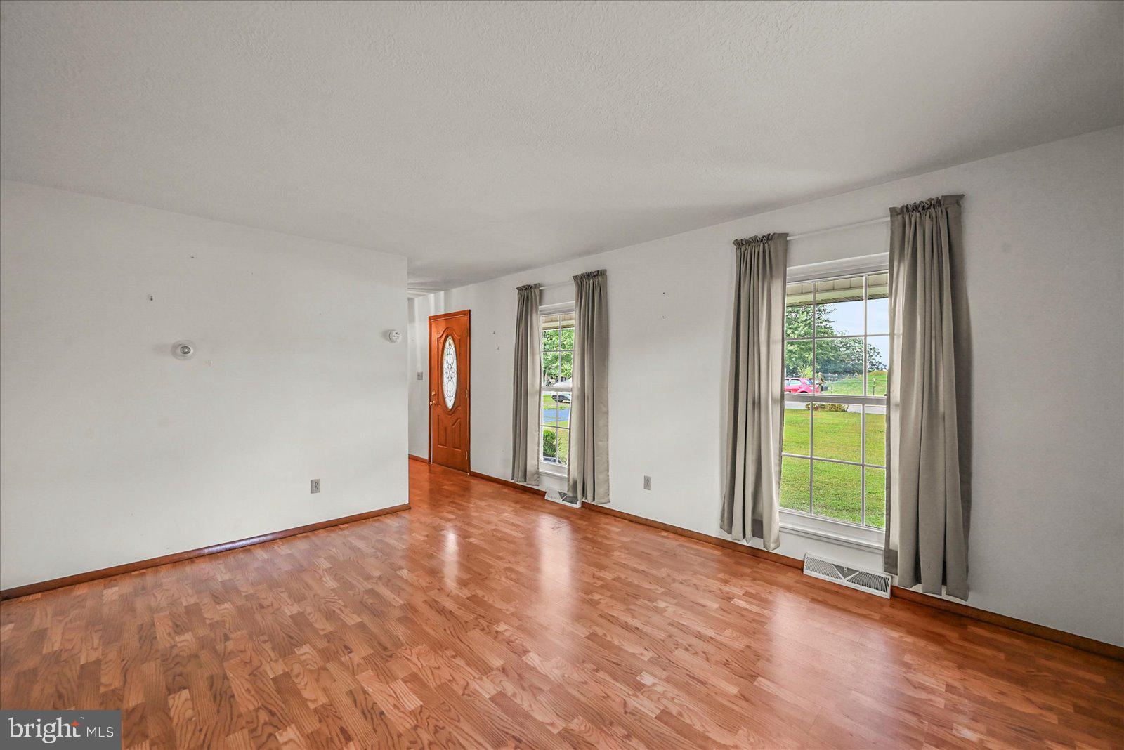 5581 Pinchtown Road Dover, PA 17315 - Photo 8 of 46 Gallery Image 8