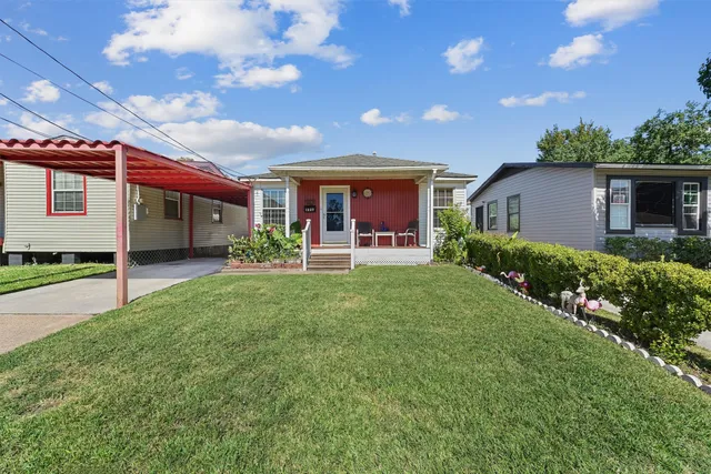 $200,000 | 1227 Common Park Drive, Houston, TX 77009