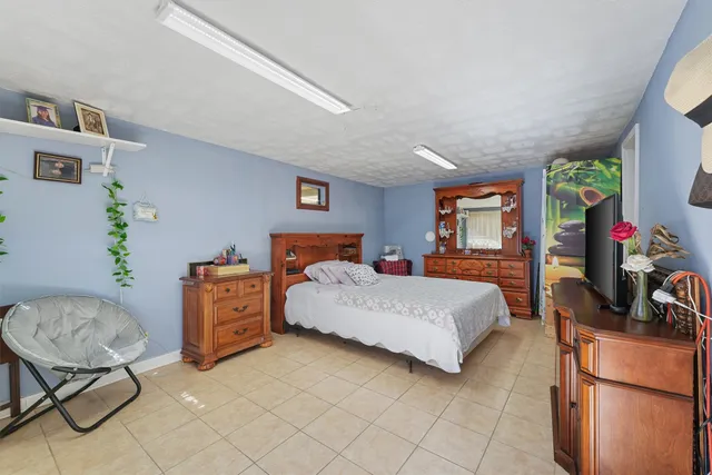 $200,000 | 1227 Common Park Drive, Houston, TX 77009