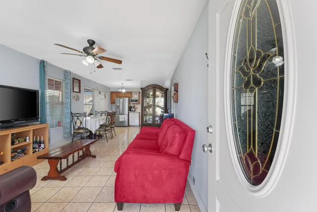 $200,000 | 1227 Common Park Drive, Houston, TX 77009