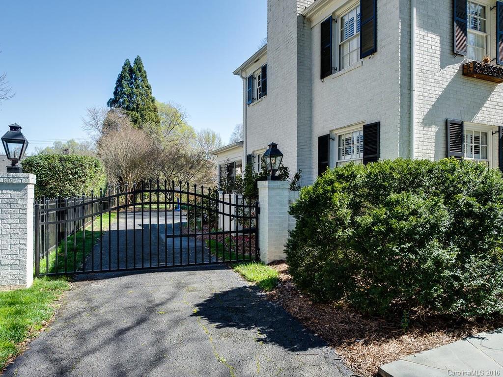 2319 Providence Road Charlotte, NC 28211 - Photo 2 of 24 Gallery Image 2