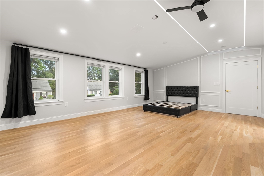 136 Oaks Road Framingham, MA 01702 - Photo 20 of 42 Gallery Image 20