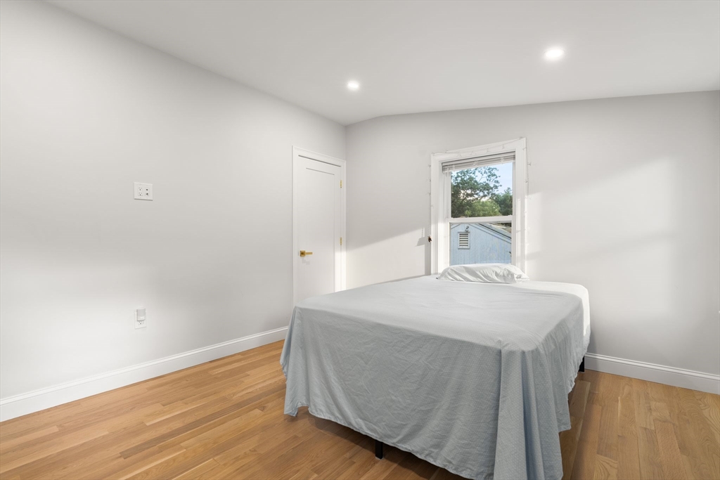 136 Oaks Road Framingham, MA 01702 - Photo 31 of 42 Gallery Image 31