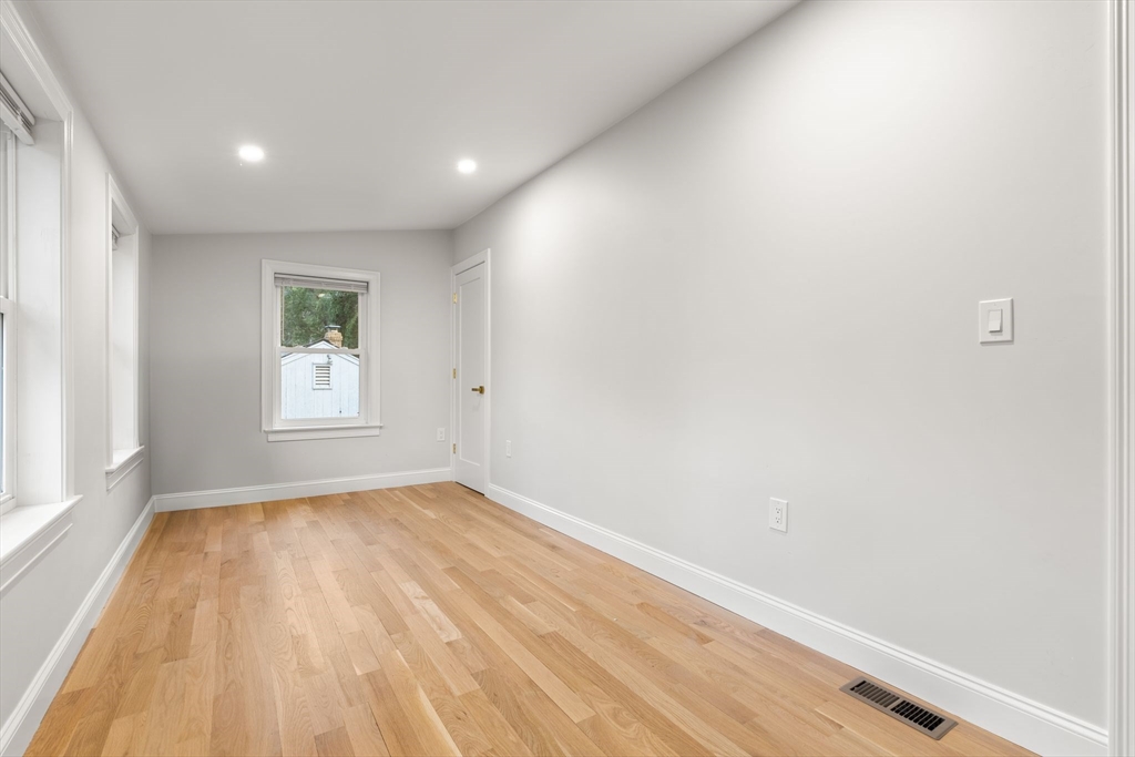 136 Oaks Road Framingham, MA 01702 - Photo 33 of 42 Gallery Image 33